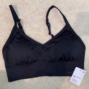 Lululemon Black Ebb to Street Bra C/D